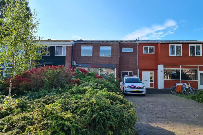 Politie en specialisten doen onderzoek bij Delicious