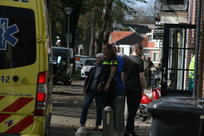 Persoon ernstig gewond na val van grote hoogte