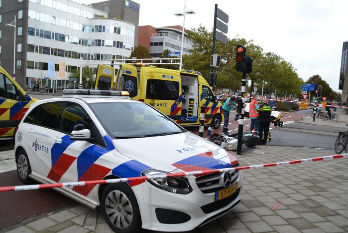 Twee gewonden bij ongeval tussen fiets en scooter