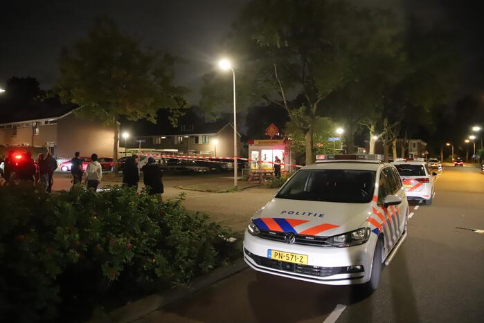 Politie zoekt met man en macht naar overvallers van snackbar
