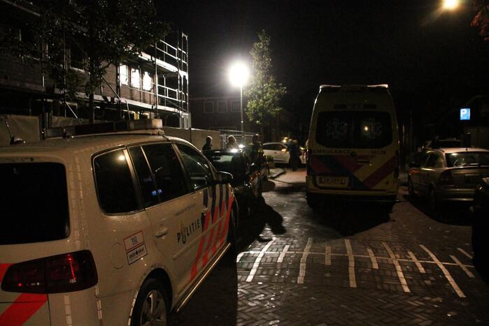 Veel schade na botsing tussen twee auto's