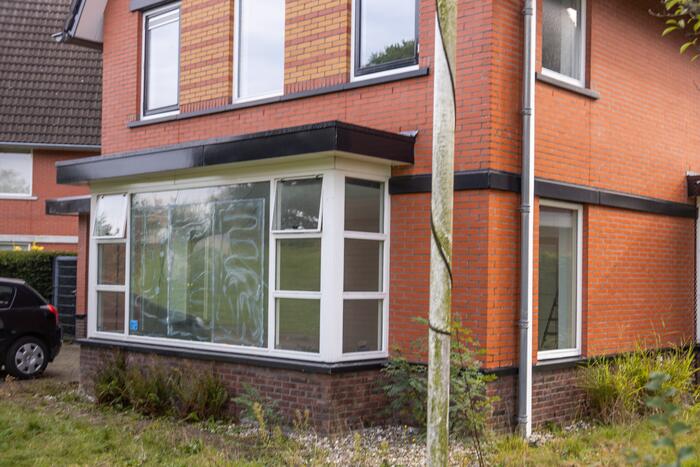 Voorruit aan diggelen na schietpartij Nieuwland