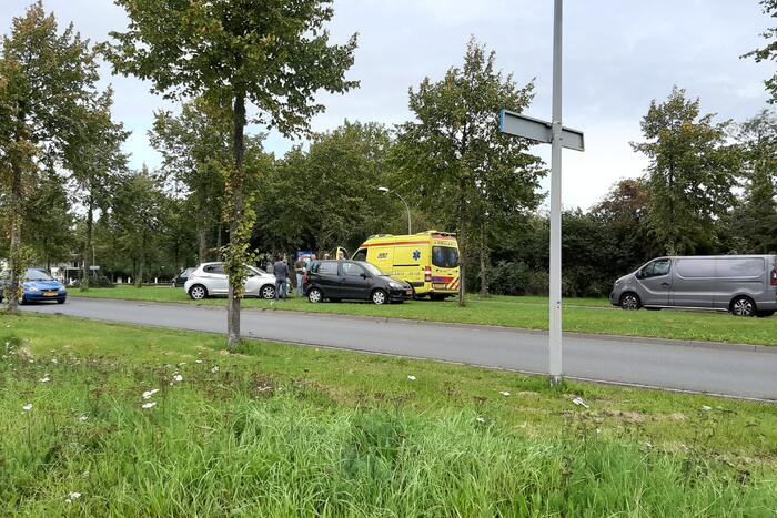 Twee auto betrokken bij kop-staartbotsing