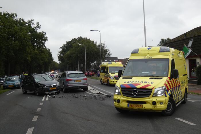Meerdere gewonden bij aanrijding