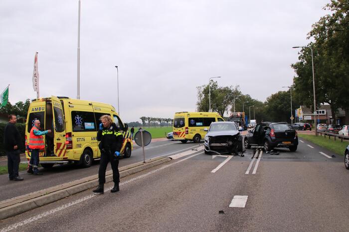 Meerdere gewonden bij aanrijding