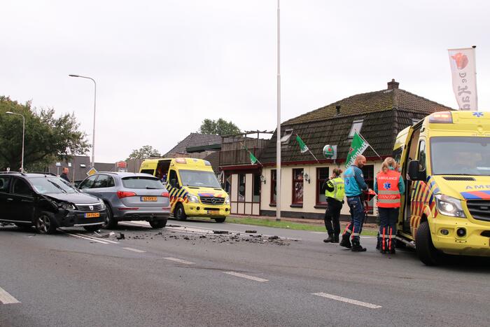 Meerdere gewonden bij aanrijding