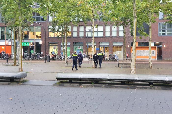 Persoon met verward gedrag van station gehaald