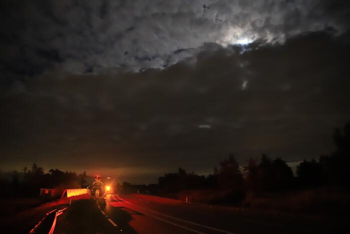Persoon overleden bij zwaar ongeval tussen meerdere voertuigen