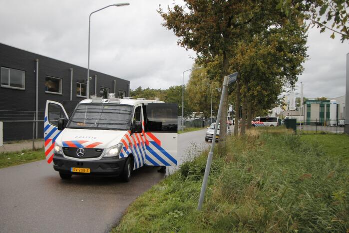 Politie maakt eind aan illegaal feest met 100 feestgangers