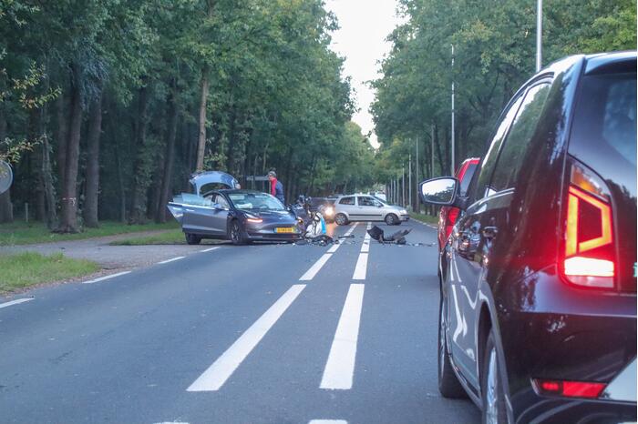 Tesla betrokken bij frontale aanrijding
