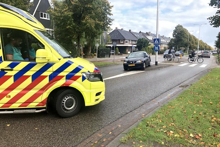 Persoon geschept door personenauto