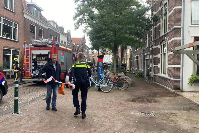 Klusser doorboort gasleiding in woning