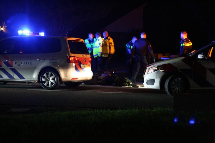 Twee personen aangehouden na achtervolging op scooter