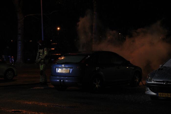 Personenauto gaat in vlammen op