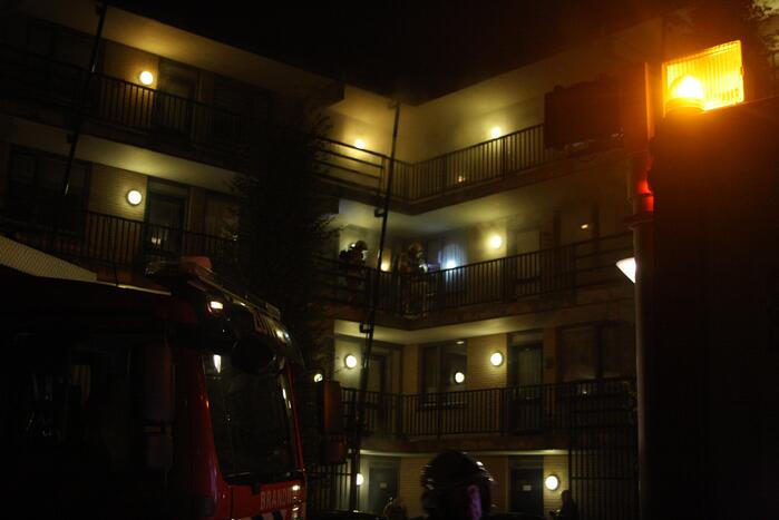 Brand door mogelijke kortsluiting in flat