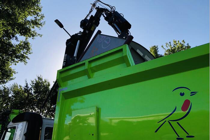 Kraan vuilniswagen breekt af