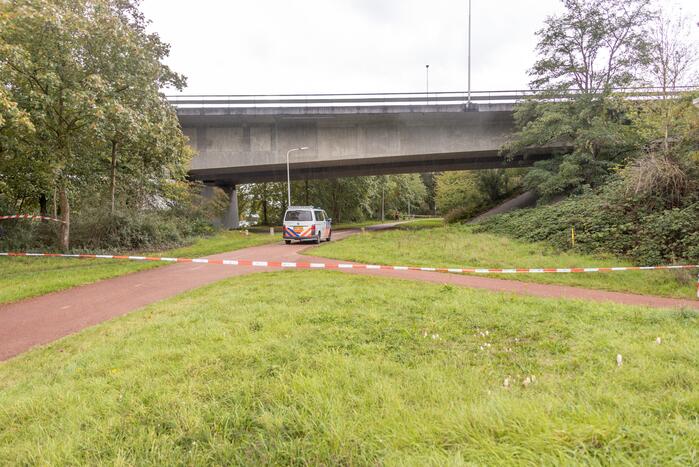 Mogelijk explosief aangetroffen onder viaduct