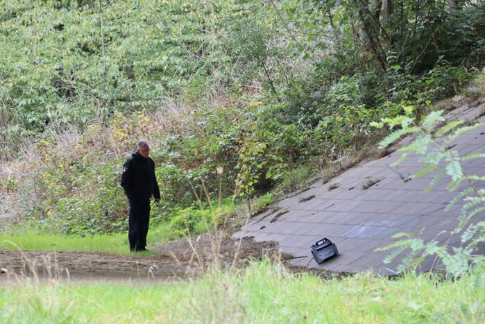 Mogelijk explosief aangetroffen onder viaduct