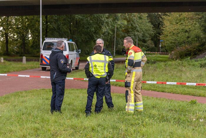 Mogelijk explosief aangetroffen onder viaduct