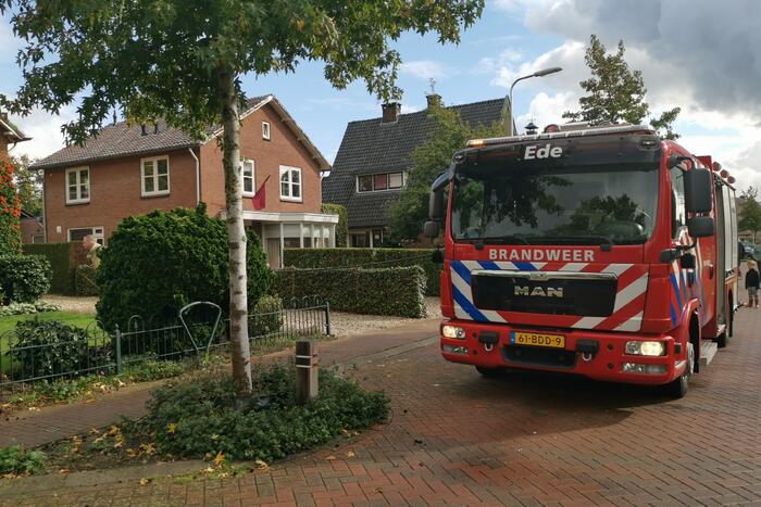 Te warme kachel veroorzaakt brand in woning