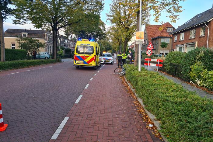 Fietser gewond door aanrijding met auto