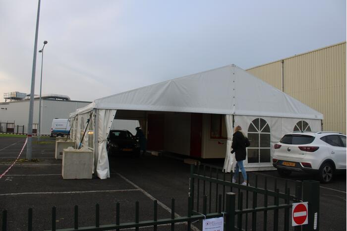 Covid-19 drive-thru-teststraat U-Diagnostics geopend
