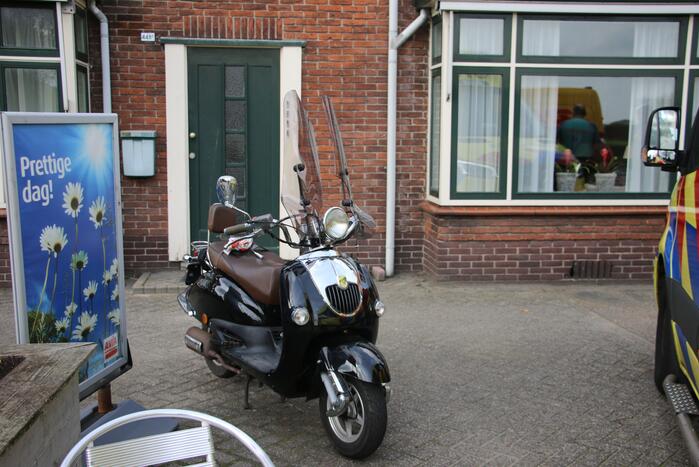 Scooterrijder gewond na schrikreactie