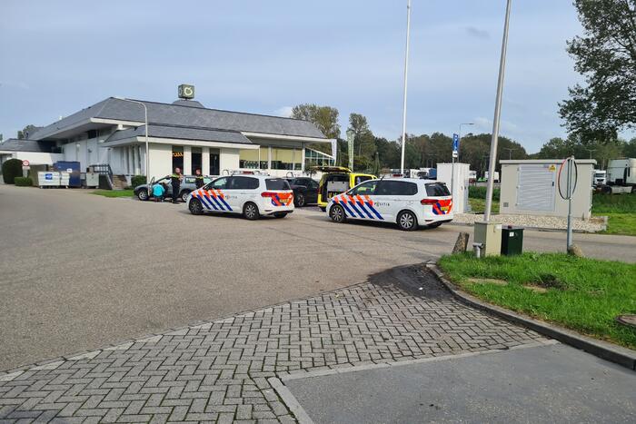 Automobilist doorgereden na aanrijding