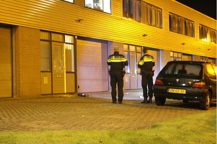 Persoon gewond na vernieling met lachgas tank