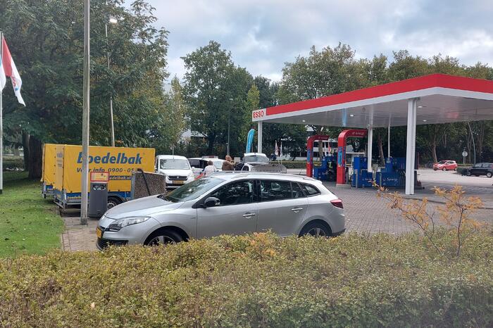 Twee voertuigen in botsing