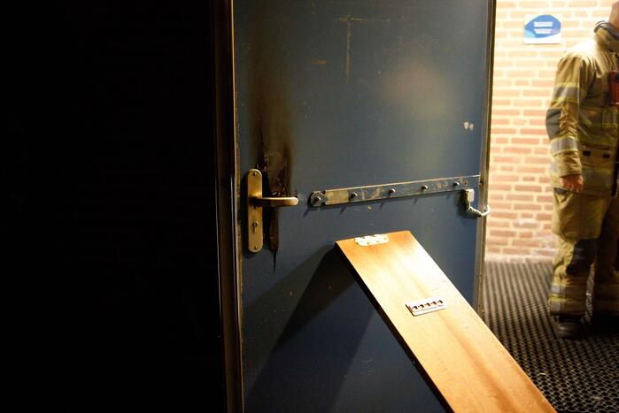 Toegangsdeur opgeblazen van sporthal