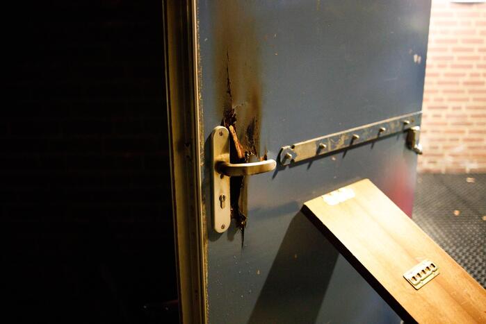 Toegangsdeur opgeblazen van sporthal