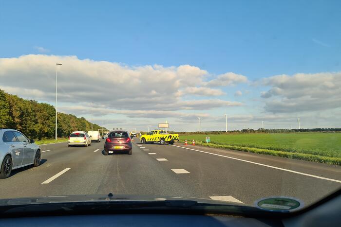 Ongeval tussen twee voertuigen op snelweg