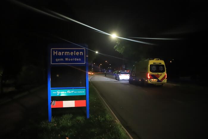 Bestelbus zanger Jason Bouman raakt te water