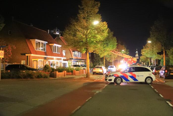 Brand in schoorsteen van woning