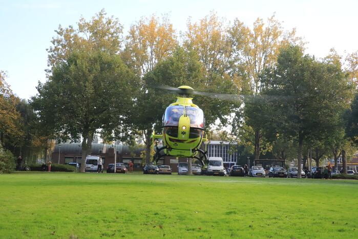 Traumahelikopter ingezet bij incident in flat