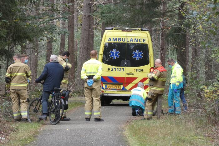 Persoon valt en raakt gewond