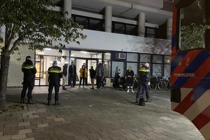 Meerdere bewoners geëvacueerd bij brand in appartementencomplex