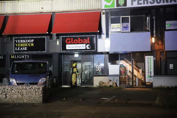 Grote brand in bedrijfspand