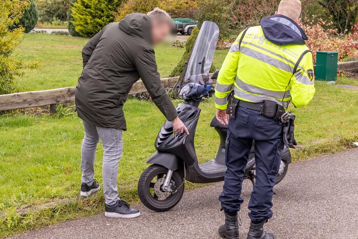 Twee personen gewond na aanrijding tussen e-bike en scooter