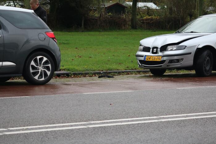Schade na kop-staartbotsing