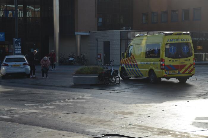 Fietser gewond na botsing met auto op beruchte oversteekplaats