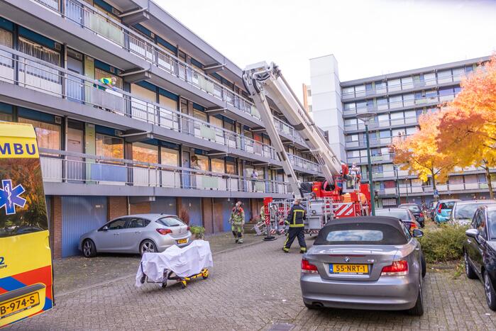 Traumahelikopter landt voor incident in flatwoning