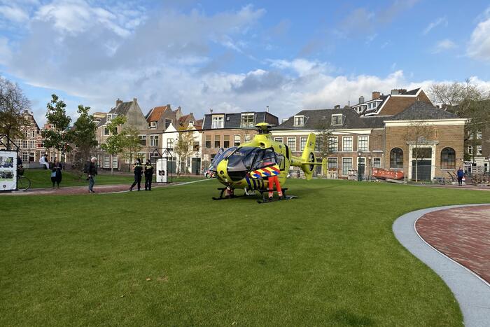 Traumahelikopter landt voor ongeval in huis