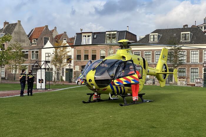 Traumahelikopter landt voor ongeval in huis