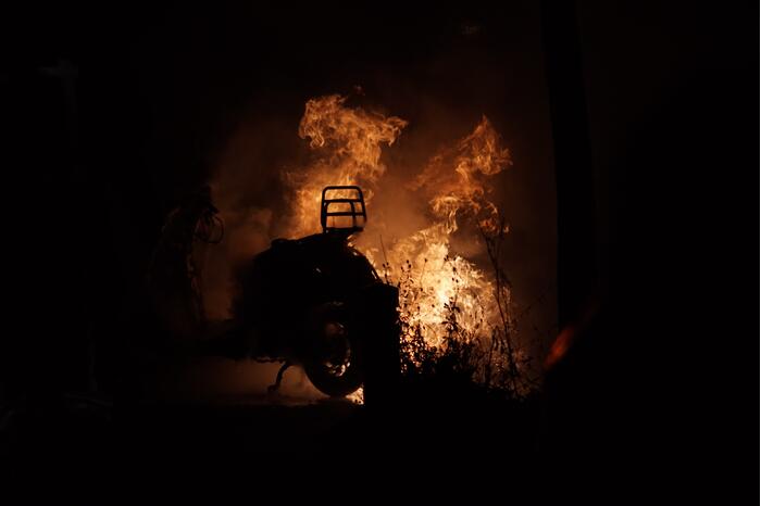 Scooter volledig uitgebrand