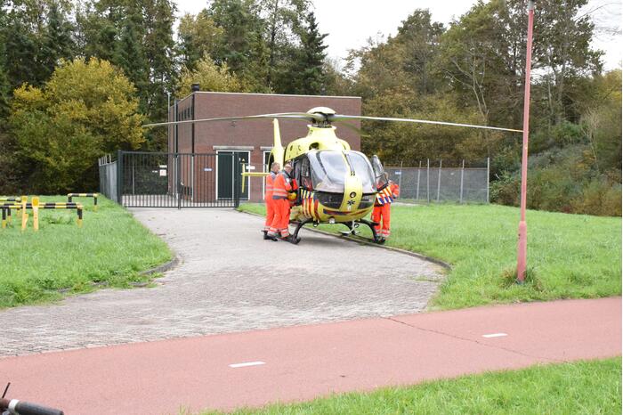 Traumahelikopter landt voor eenzijdig ongeval met motorrijder