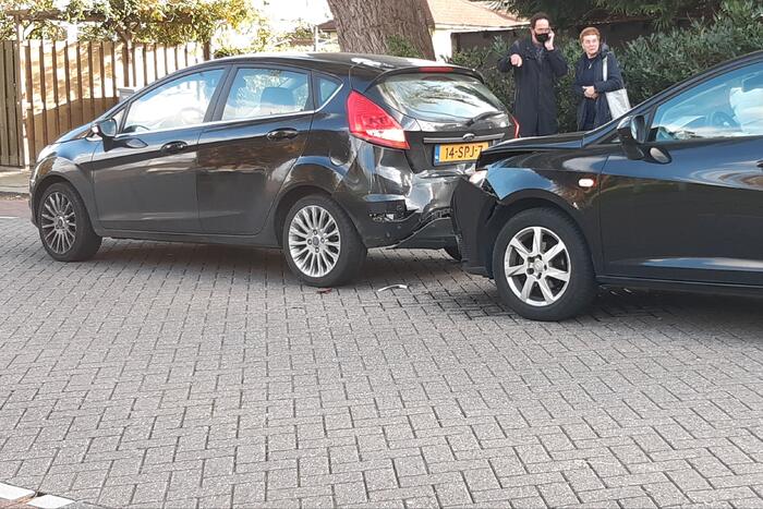 Automobilist botst op voorganger