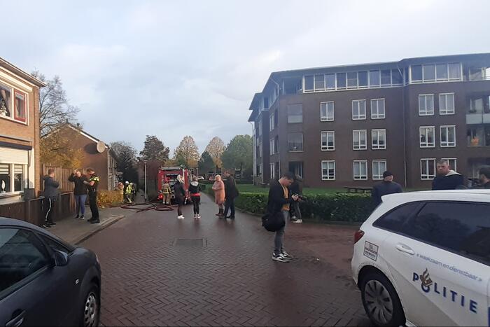 Camperbrand slaat over naar meerdere schuren