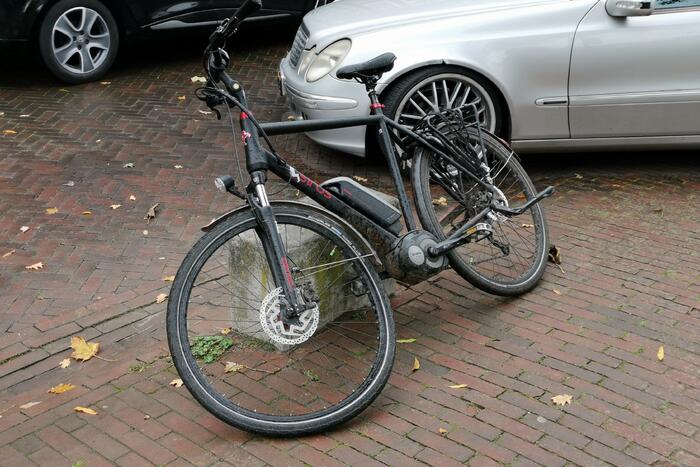 Fietser gewond na botsing met auto